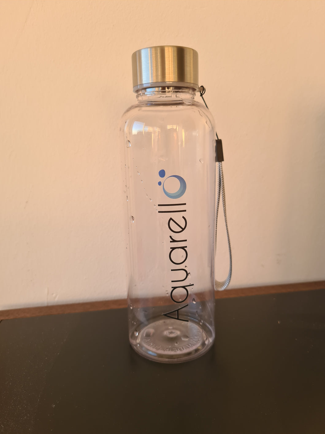 A 5dl drinking bottle made from Tritan material